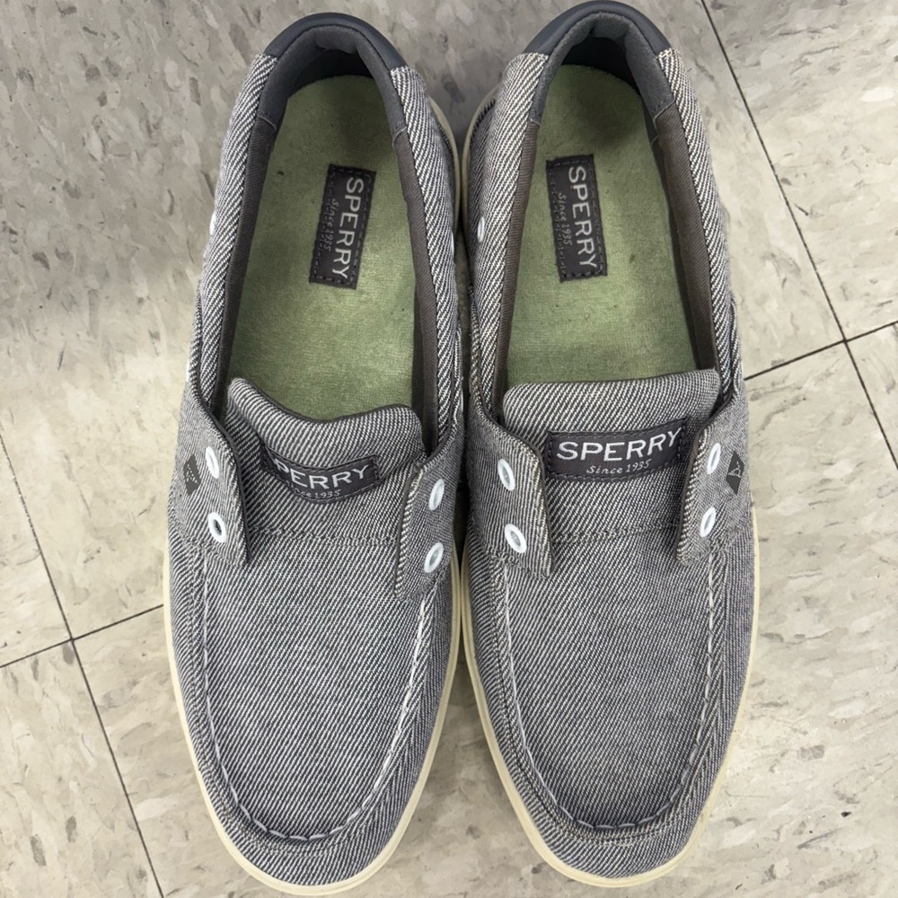 Sperry Men's Gray Boat Shoes, Men’s Sz 8. Look new.